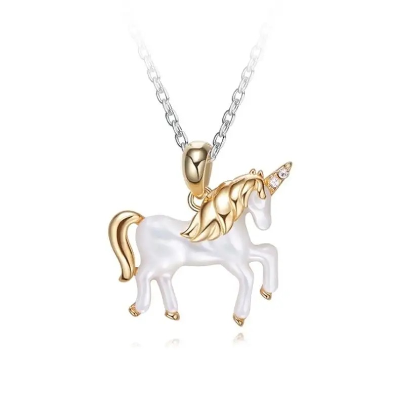 Collier Licorne aux ailes dorées